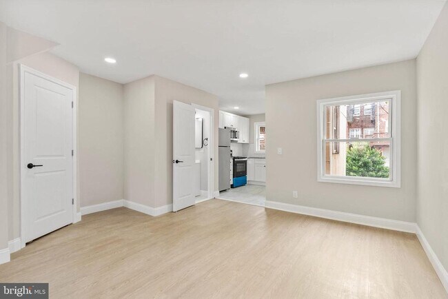 Foto del edificio - 7010 Cedar Park Ave