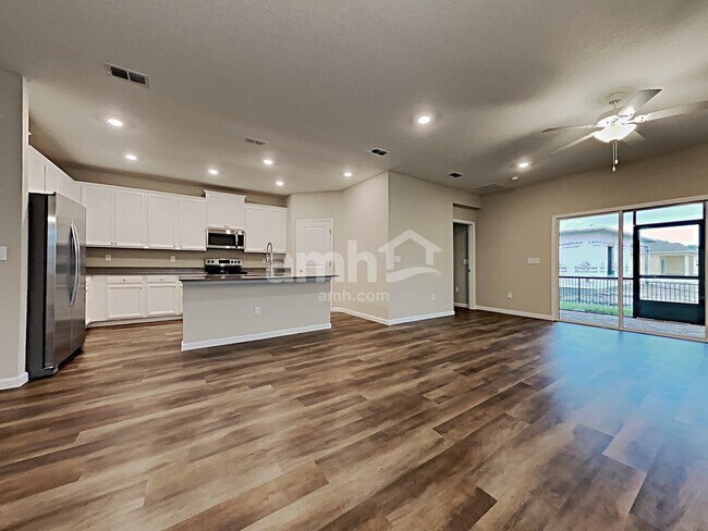 Foto del edificio - 282 Stone Arbor Ln
