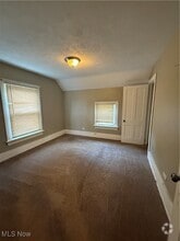 Building Photo - 1214 Bellows St