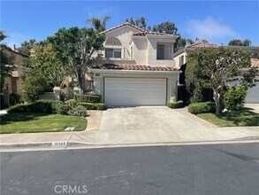 Building Photo - 31365 Isle Vista