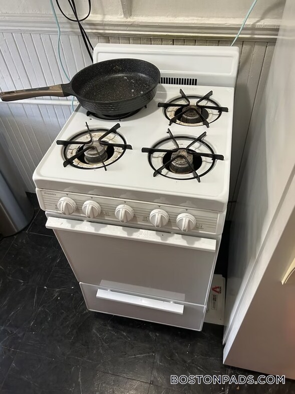 Foto del edificio - 211 Park Dr