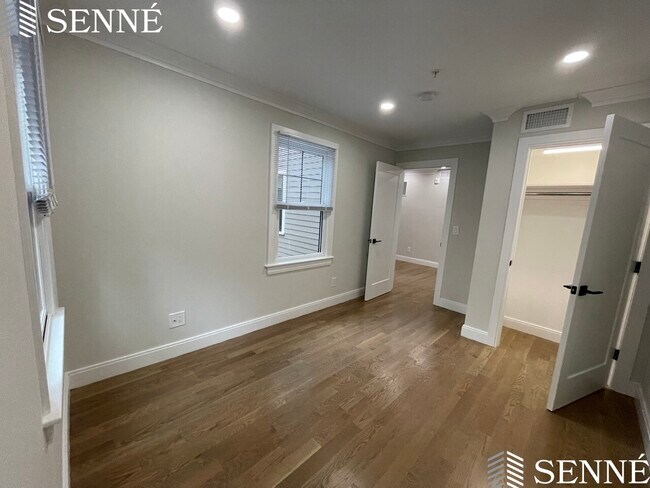 Foto del edificio - 12 Lopez St