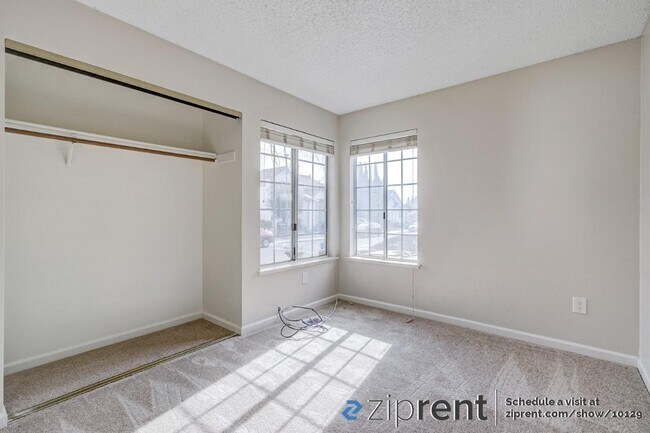 Building Photo - 908 Beechwood Cir