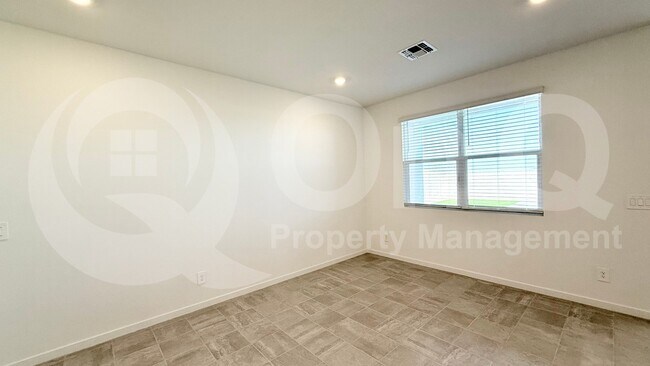 Building Photo - 2530 Fortana Dr