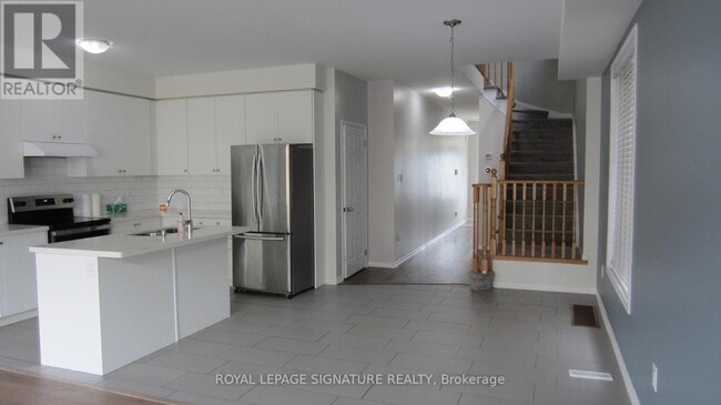 Building Photo - 8097 Blue Ash Ln