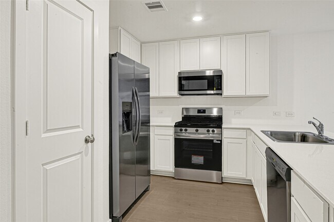 Foto del edificio - 9318 Speckled Trout Dr