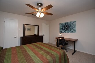 Building Photo - 7907 Aleta Dr