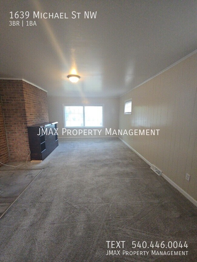 Foto del edificio - 1639 Michael St NW
