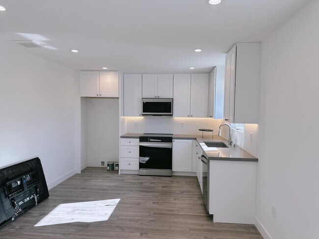 Foto del edificio - 315 E 11th St
