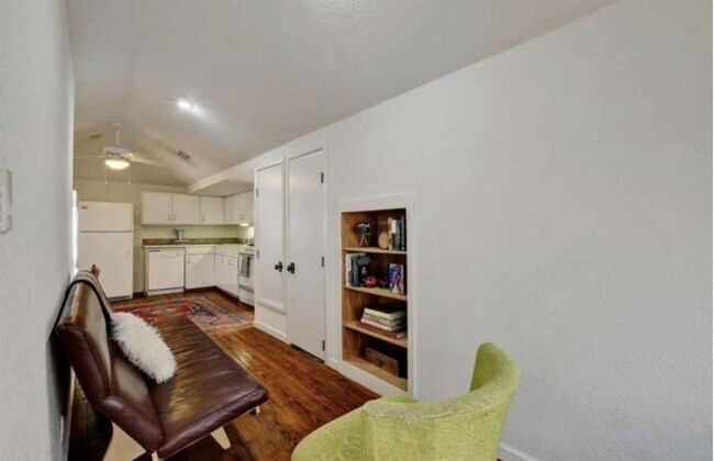 Foto del edificio - 1214 Hopkins St