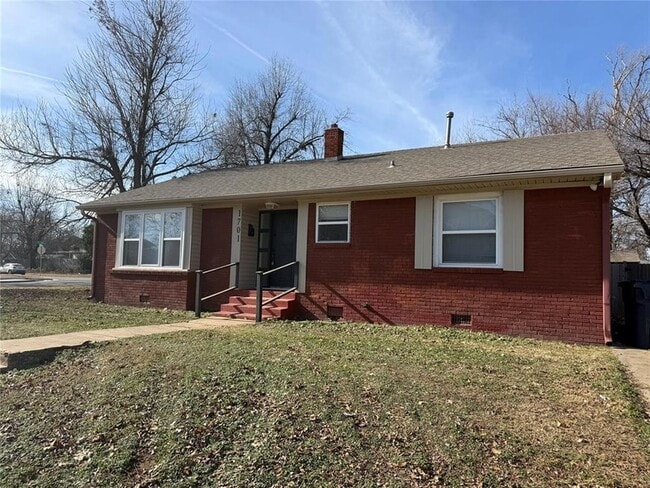 Photo - 1701 N Barnes Ave House