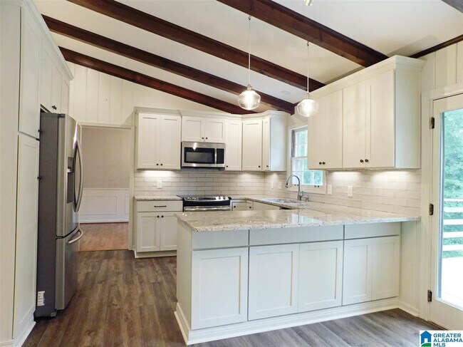 Building Photo - 2836 Vestavia Forest Pl