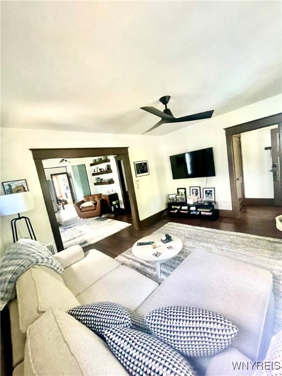 Foto del edificio - 141 Parkwood Ave