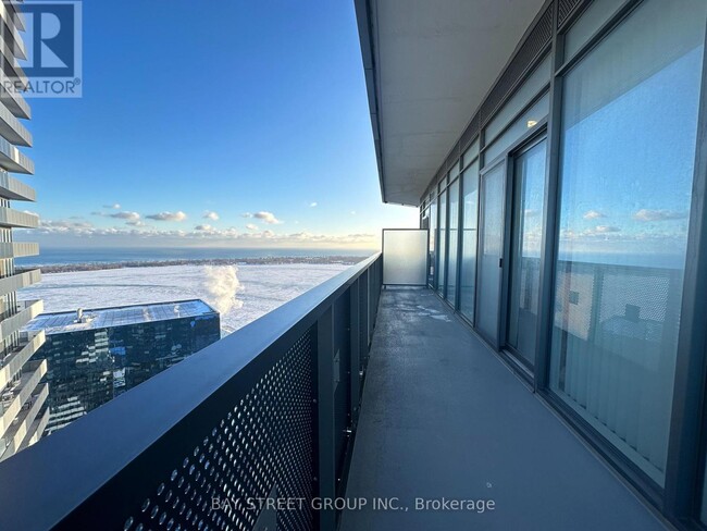 Building Photo - 55 Cooper St