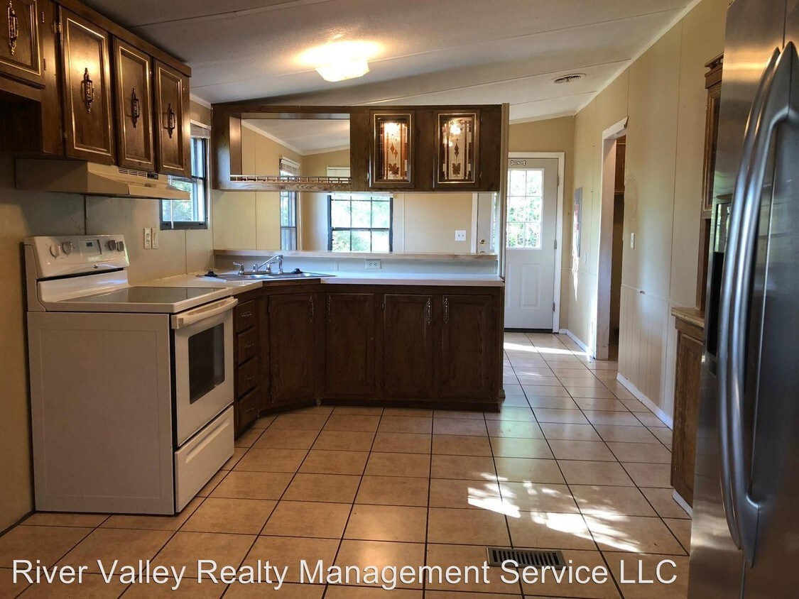 Primary Photo - 3 br, 2 bath House - 8760 US HWY 64 W