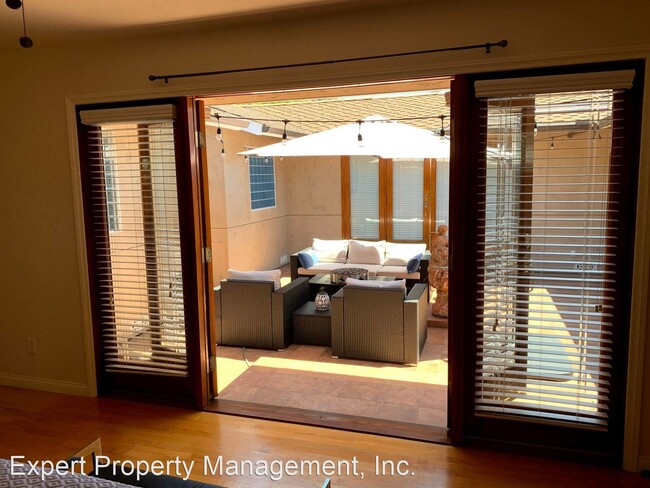 Foto del edificio - 4 br, 3 bath House - 7949 Eastridge Drive
