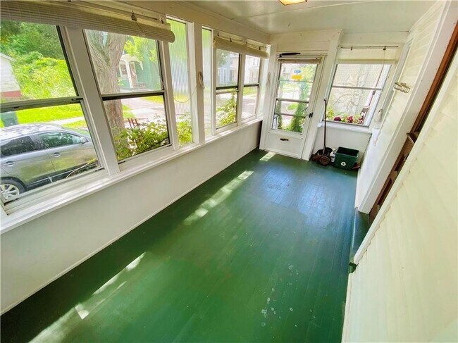 Foto del edificio - 222 Sanford St