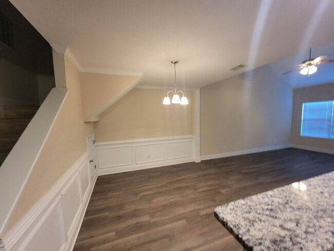 Building Photo - Lakeview Commons - Columbia County