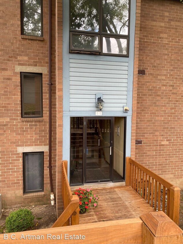 Primary Photo - 2 br, 2 bath House - 1845 Clayton Avenue #204