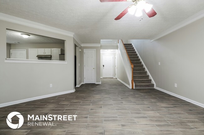 Building Photo - 494 Arbor Ridge Dr