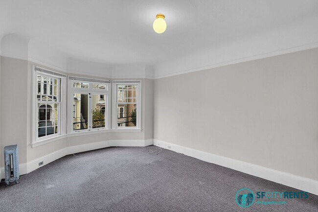 Foto del edificio - Lower Haight: Top Floor Studio w/ Eat-In K...