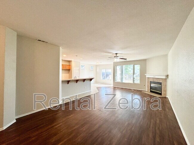 Foto del edificio - 2214 Sugar Pine Ct