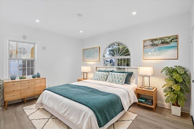 Foto del edificio - 4859 W 12th St