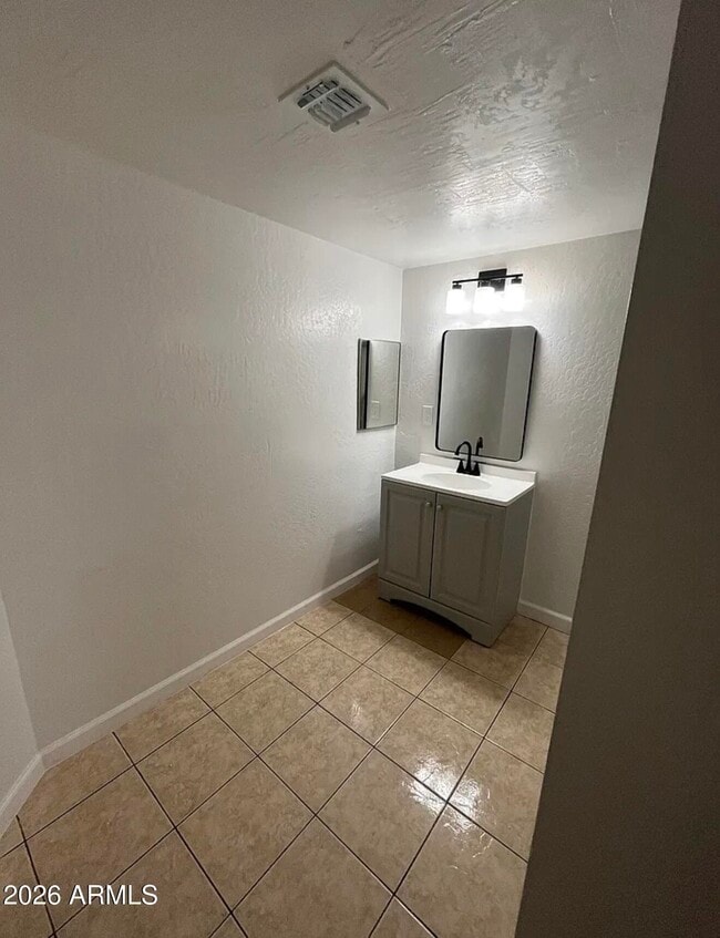 Building Photo - 12221 W Bell Rd