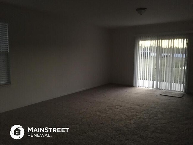 Foto del edificio - 77795 Lumber Creek Blvd