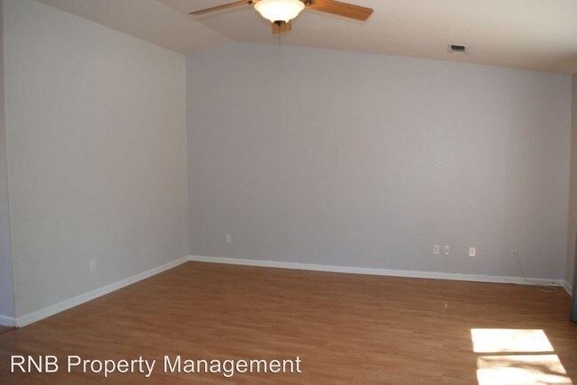 Foto del edificio - 3 br, 2 bath House - 1275 Live Oak Lane