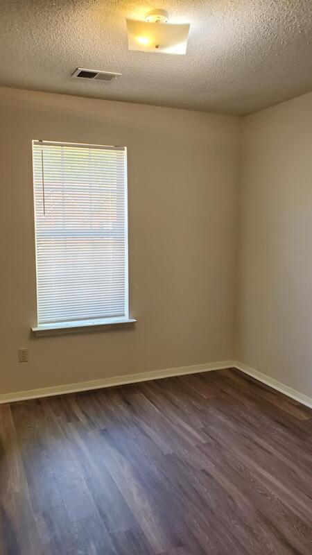 Photo - 1502 Beaver Trail Dr House