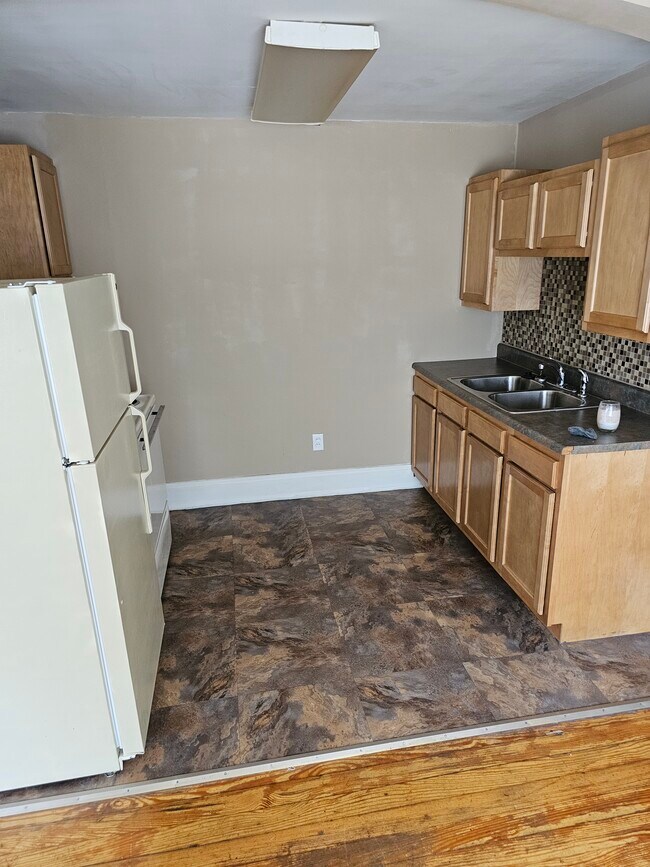 Building Photo - 1524 Elkton Pl