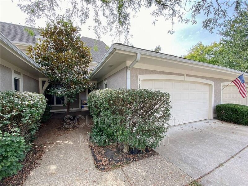 10420 St, Overland Park, KS 66214 House Rental in Overland