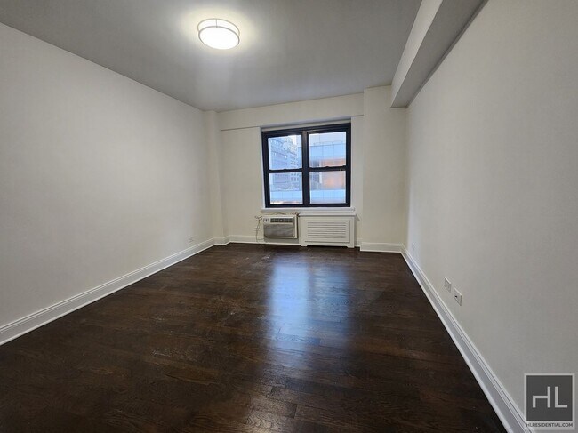 Foto del edificio - EAST 57 STREET