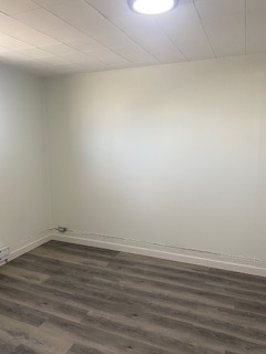 Building Photo - 651 Flora Ave