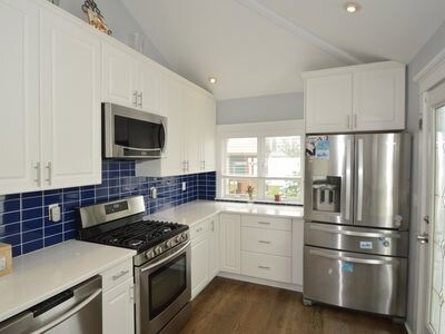 Foto del edificio - 326 E State St