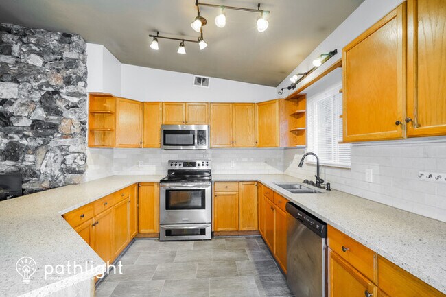 Building Photo - 10814 131st Street Northwest
