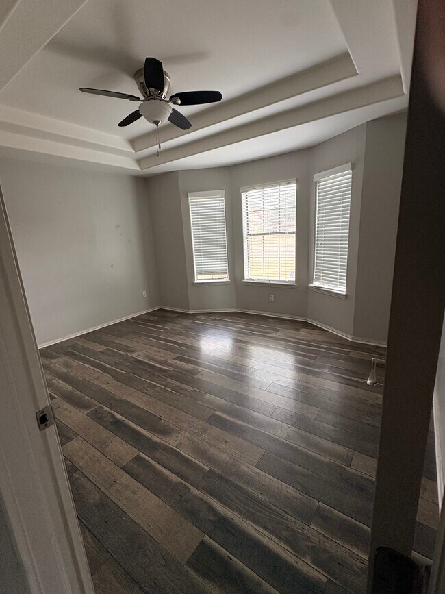 Dormitorio 1 - 2921 W Iris Ave