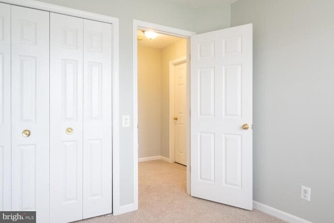 Building Photo - 20680 Southwind Terrace