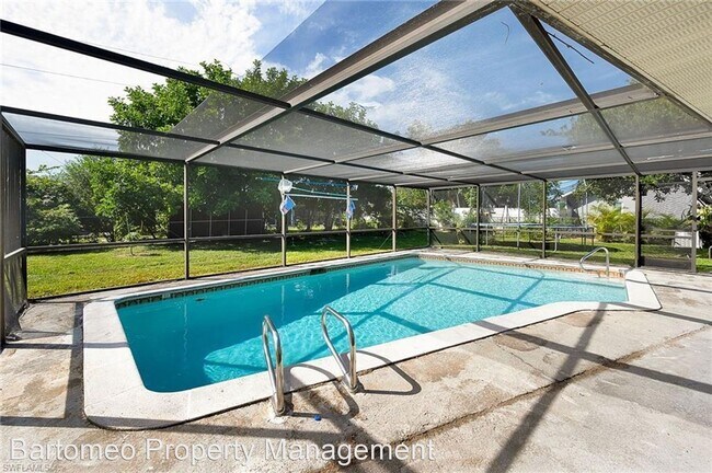 Foto del edificio - 3 br, 2 bath House - 920 SE 23rd St