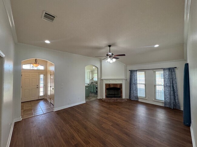 Building Photo - LEGACY SUBDIVISION