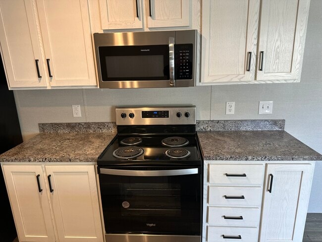 Foto del edificio - 2239 Wellington Green Dr