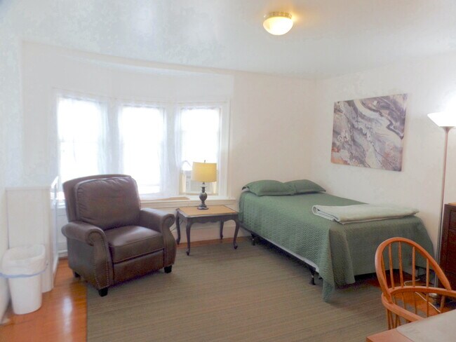 Foto del edificio - 34 Capen St