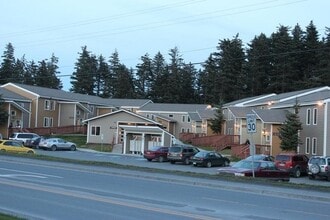 Building Photo - 2610 Mill Bay Rd