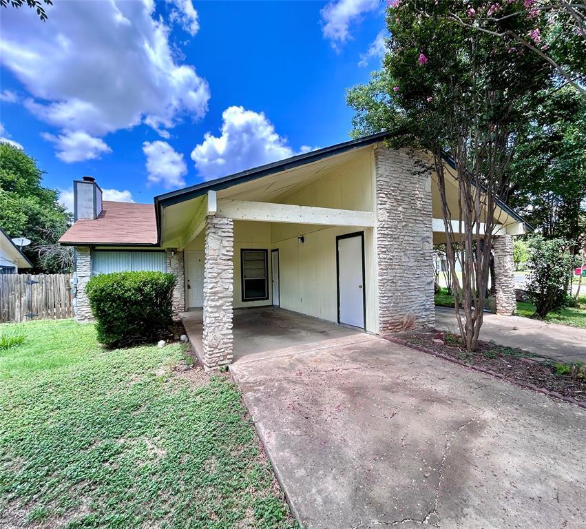 1500 No Mor Cove, Austin, TX 78758 Townhome Rentals in Austin TX