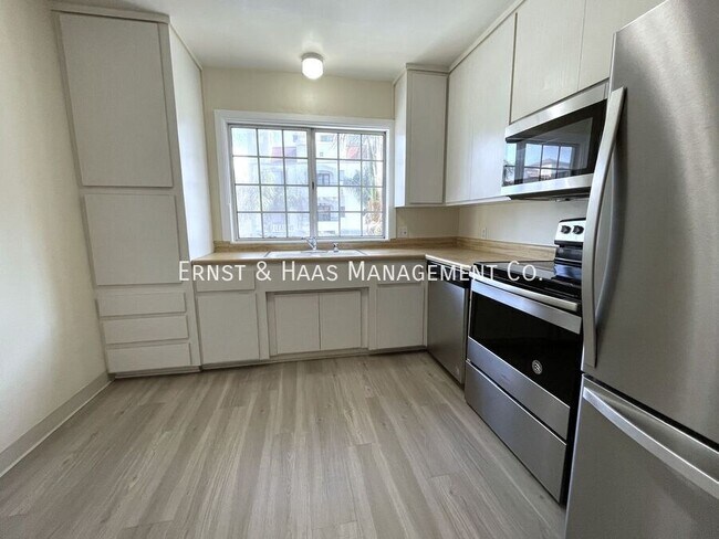 Foto del edificio - 21 Alamitos Ave