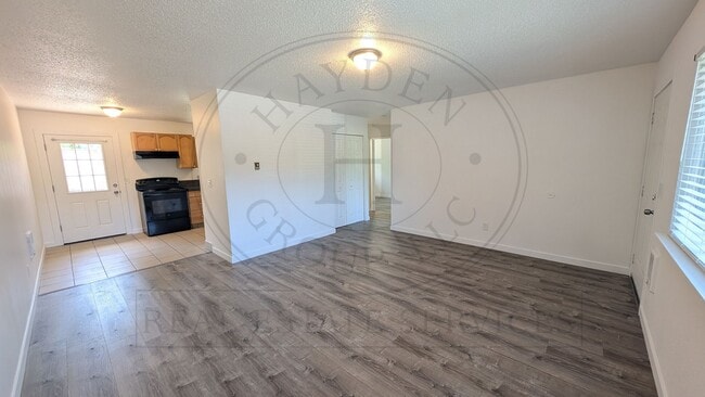 Building Photo - Single-story Duplex in Sherwood