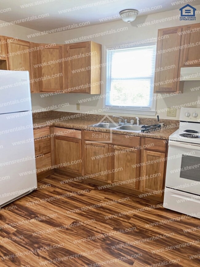 Building Photo - 500 Skyline Dr