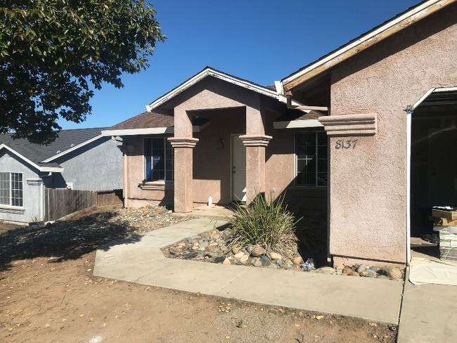 Building Photo - 8137 Quartz Ln