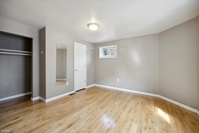Foto del edificio - 3 br, 3 bath Triplex - 2000 N 17TH ST Unit 1